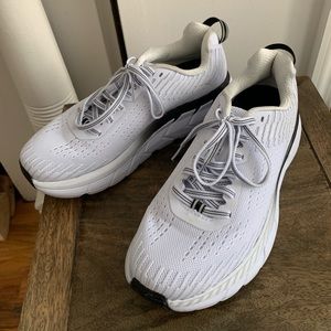 hoka clifton 5 white